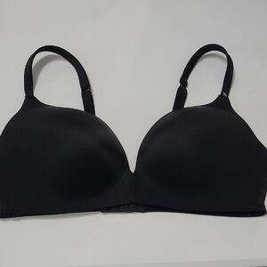 Cacique Black Molded T-Shirt Bra